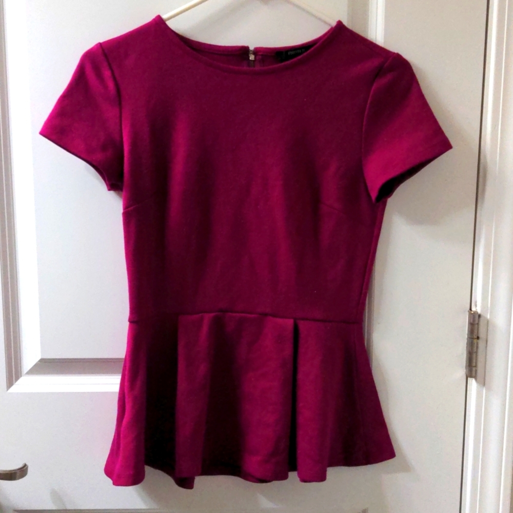 Fuschia Peplum Blouse Business Casual Office Short Sleeve Zip Up Wine Aubergine